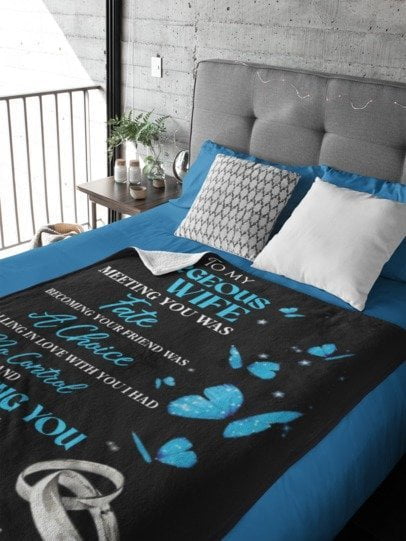 To My Gorgeous Wife Blanket