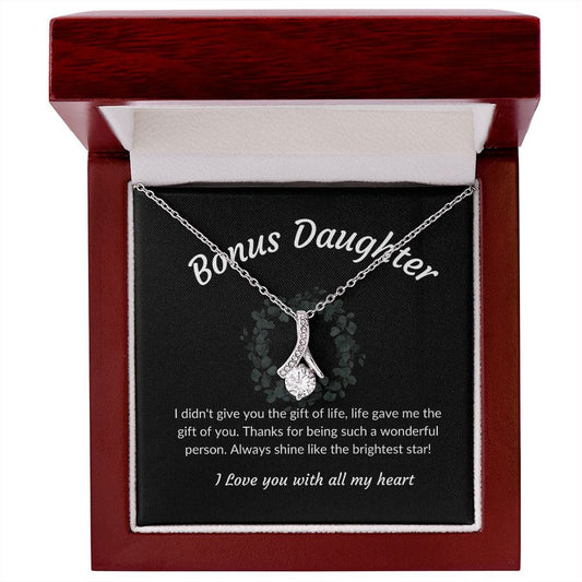 Bonus Daughter Alluring Beauty Necklace