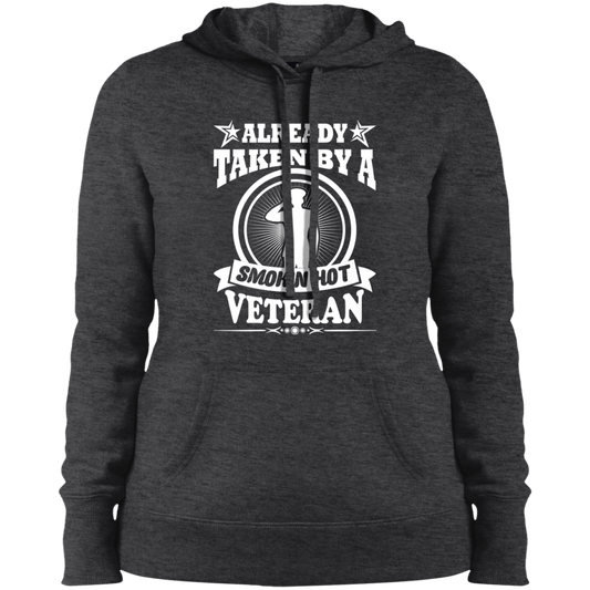 Smokin' Hot Veteran Ladies' Pullover Hooded Sweatshirt